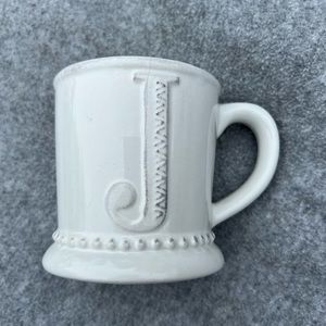 J mug